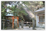 磐船(いわふね)神社 岩窟めぐりができます