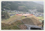 茶すり山全景