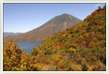 男体山